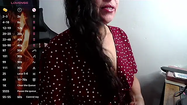 Snapshot of Whisperingfire chatting on July 20, 2026, 12:51 pm Whisperingfire online show from July 20, 2026, 12:51 pm