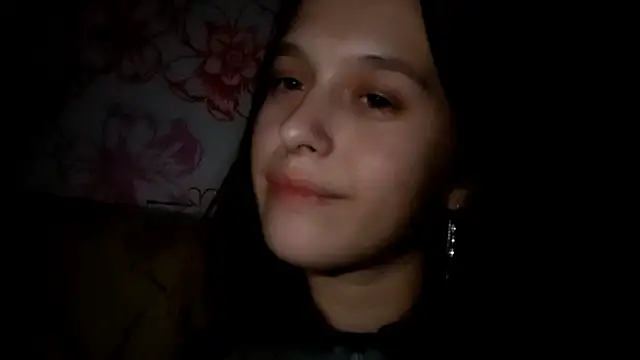 SophieHazely online show from November 29, 2025, 1:14 pm