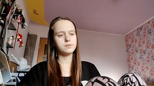 SophieHazely online show from December 3, 2025, 1:13 am