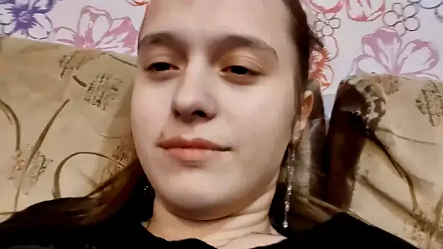 SophieHazely online show from December 19, 2025, 11:17 am