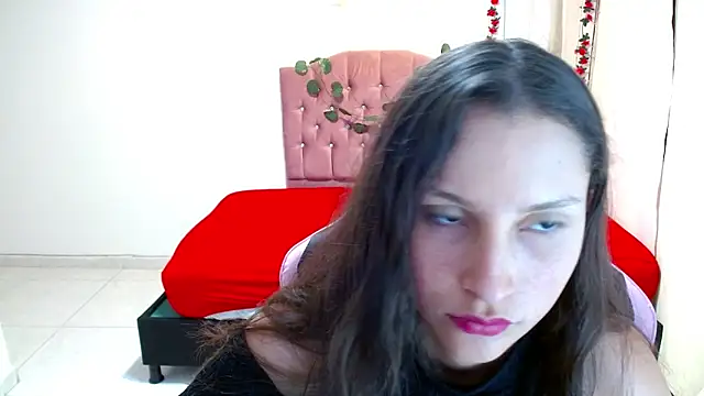 scarlet160920 online show from December 18, 2025, 7:42 pm