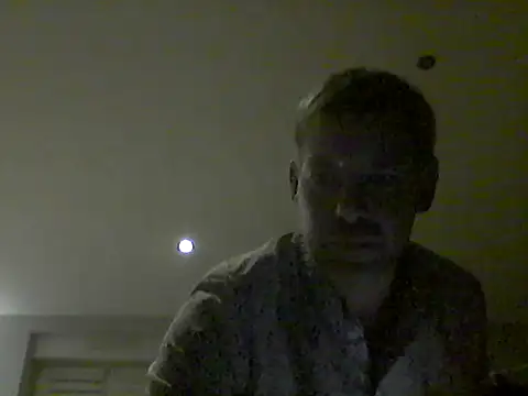 lorisaux online show from December 1, 2025, 9:42 pm
