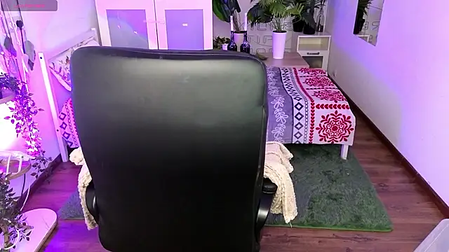 Helga vibe online show from February 13, 2026, 4:52 am