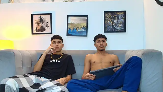 COUPLES BOYS online show from March 4, 2026, 1:33 am