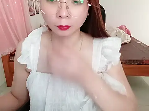 Snapshot of BabyDoll1999 chatting on May 27, 2026, 2:30 am BabyDoll1999 online show from May 27, 2026, 2:30 am