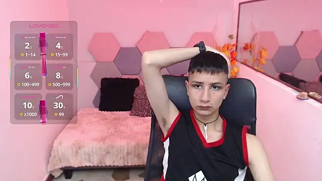 AngelRonson  online show from December 5, 2025, 3:48 am