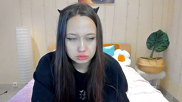 Snapshot of Carolina-sky chatting on April 8, 2026, 1:27 am Carolina-sky online show from April 8, 2026, 1:27 am