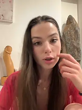 Snapshot of Sugarbellax chatting on December 18, 2025, 5:08 pm Sugarbellax online show from December 18, 2025, 5:08 pm