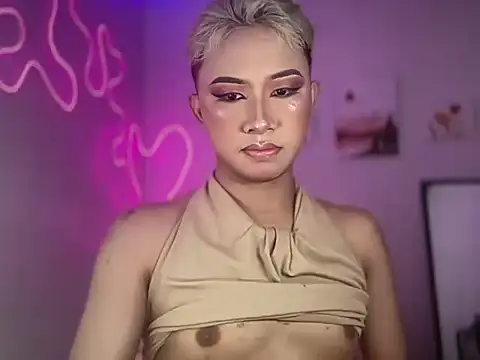 asiantwink0000 online show from May 3, 2026, 5:24 am