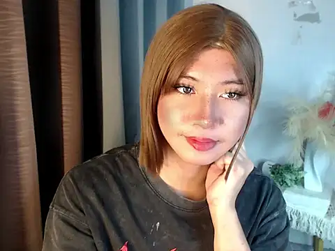 Snapshot of asiantwink0000 chatting on July 4, 2026, 8:31 am asiantwink0000 online show from July 4, 2026, 8:31 am