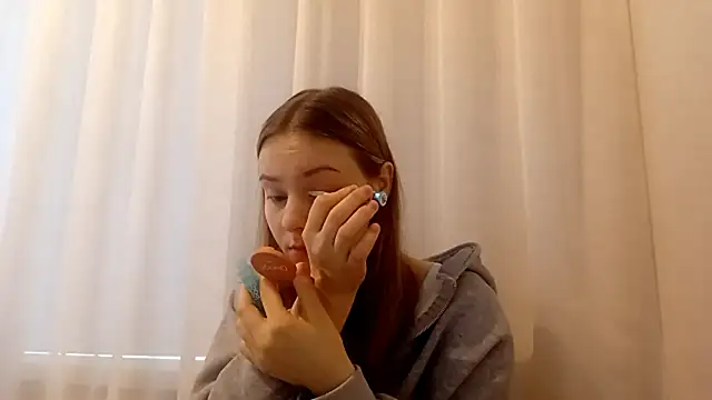 CrackShirker online show from February 19, 2026, 7:04 am