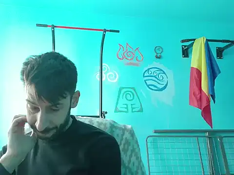 bigcockbignose online show from December 18, 2025, 10:43 am