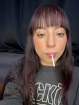 Mia fiire online show from June 10, 2026, 3:18 am