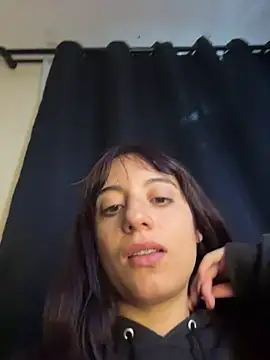 Mia fiire online show from June 20, 2026, 3:09 am