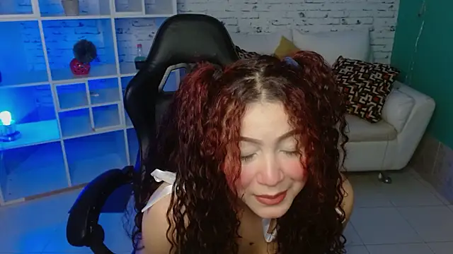 zahira1 online show from March 21, 2026, 6:33 pm