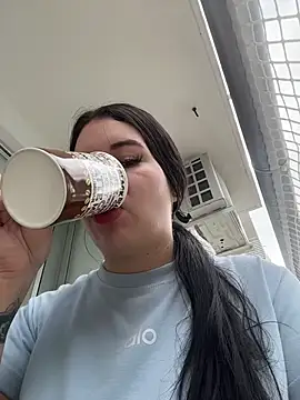 angely ross1 online show from January 15, 2026, 2:43 pm