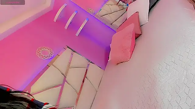 ShantyMiilan online show from February 22, 2026, 4:24 am