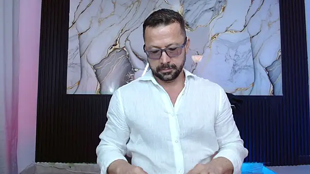 robert poison1 online show from December 14, 2025, 6:56 pm