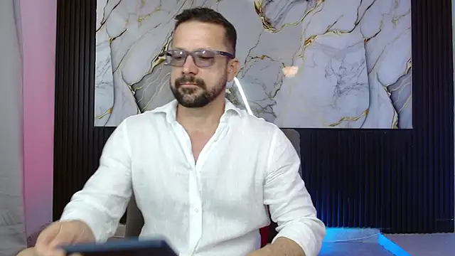 robert poison1 online show from December 20, 2025, 6:26 pm