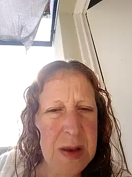 nikiarg online show from June 17, 2026, 2:40 pm