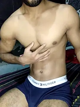 Snapshot of Fitboy07 chatting on May 1, 2026, 9:30 pm Fitboy07 online show from May 1, 2026, 9:30 pm