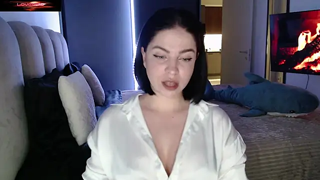 RachelCamp online show from April 1, 2026, 9:12 pm