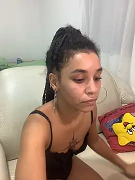 Snapshot of Lillith_Bloom chatting on April 1, 2026, 8:06 pm Lillith Bloom online show from April 1, 2026, 8:06 pm