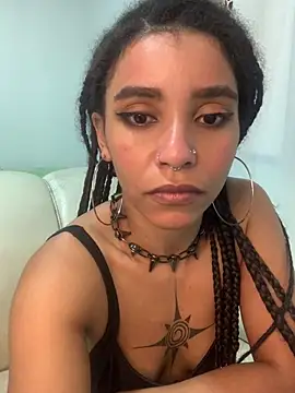 Snapshot of Lillith_Bloom chatting on April 3, 2026, 2:48 pm Lillith Bloom online show from April 3, 2026, 2:48 pm