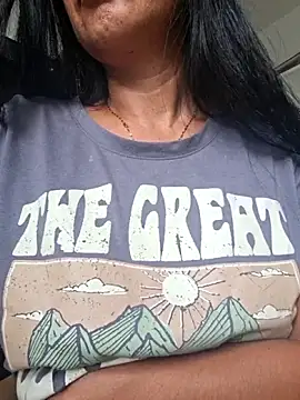 sweetCatallina online show from March 18, 2026, 12:52 pm