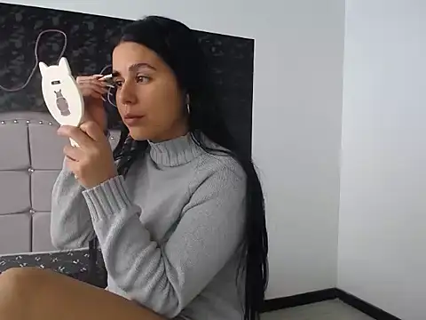 Alanaa Sweet- online show from December 5, 2025, 7:32 pm