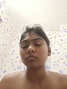 Cute diya023 online show from June 16, 2026, 7:11 am