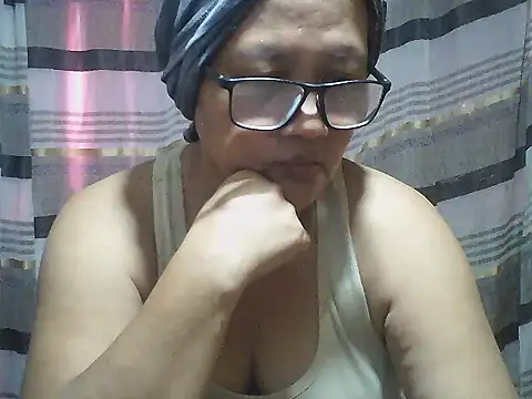fireflower70 online show from July 12, 2026, 1:29 am