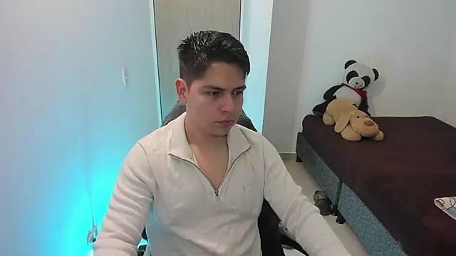 Asta YunoXXX online show from May 1, 2026, 3:33 am