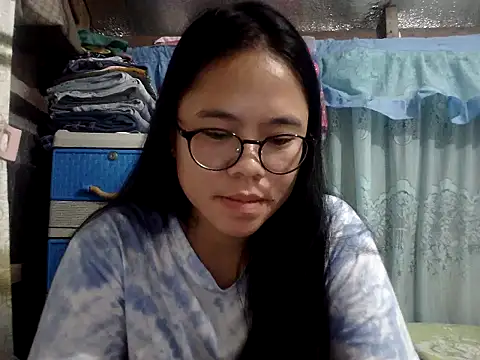 xxdreamgirl69 online show from May 5, 2026, 9:56 pm