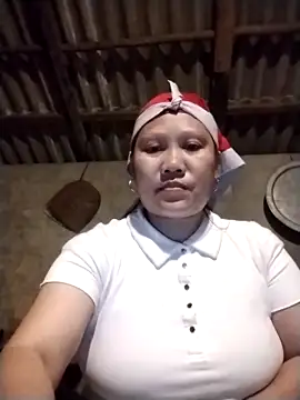 Snapshot of LeoPet2x chatting on February 26, 2026, 6:29 pm LeoPet2x online show from February 26, 2026, 6:29 pm