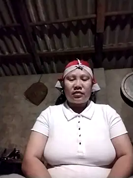 Snapshot of LeoPet2x chatting on February 27, 2026, 11:05 pm LeoPet2x online show from February 27, 2026, 11:05 pm