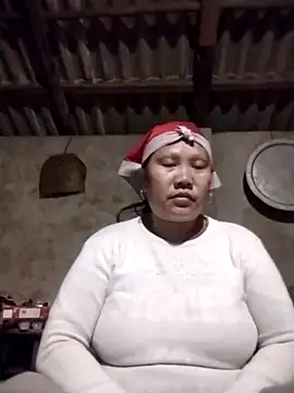 Snapshot of LeoPet2x chatting on March 5, 2026, 4:58 pm LeoPet2x online show from March 5, 2026, 4:58 pm