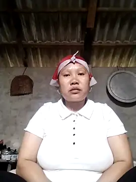 Snapshot of LeoPet2x chatting on March 8, 2026, 4:05 am LeoPet2x online show from March 8, 2026, 4:05 am