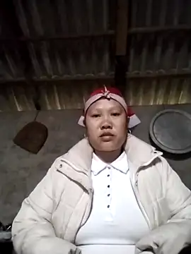 Snapshot of LeoPet2x chatting on March 13, 2026, 3:46 am LeoPet2x online show from March 13, 2026, 3:46 am