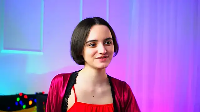 Snapshot of KateWillows chatting on February 7, 2026, 4:49 am KateWillows online show from February 7, 2026, 4:49 am