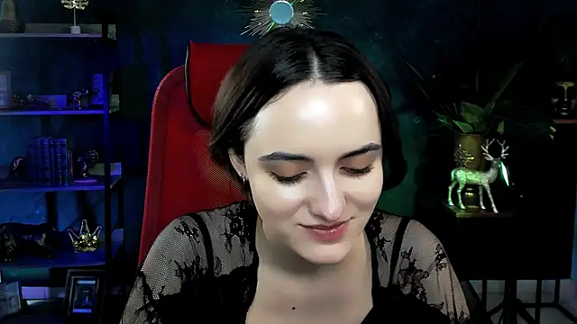 Snapshot of KateWillows chatting on February 8, 2026, 4:27 am KateWillows online show from February 8, 2026, 4:27 am