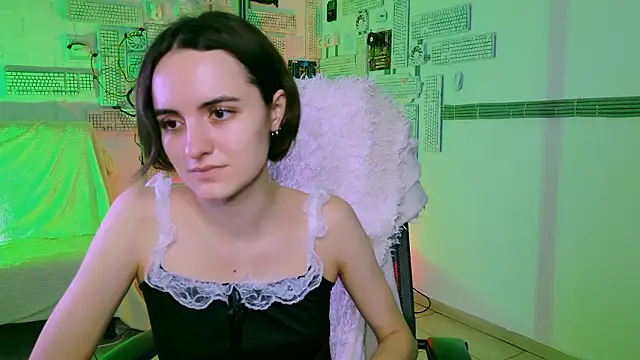 Snapshot of KateWillows chatting on February 11, 2026, 4:06 am KateWillows online show from February 11, 2026, 4:06 am