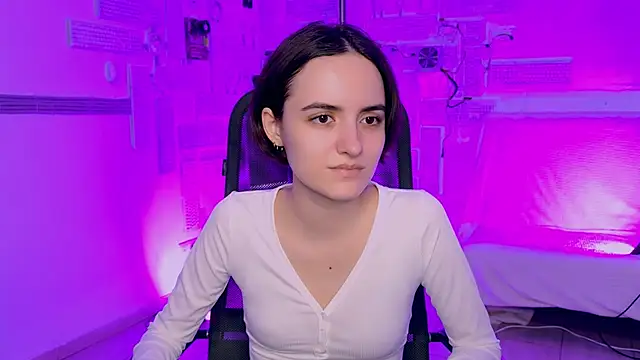 Snapshot of KateWillows chatting on March 1, 2026, 4:36 am KateWillows online show from March 1, 2026, 4:36 am