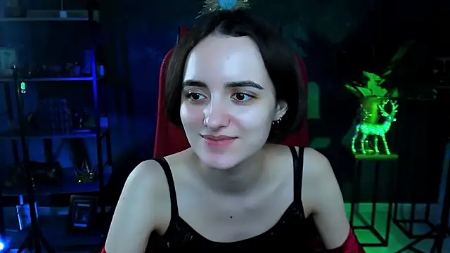 Snapshot of KateWillows chatting on March 8, 2026, 4:38 am KateWillows online show from March 8, 2026, 4:38 am