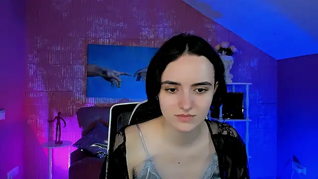 Snapshot of KateWillows chatting on March 16, 2026, 4:40 am KateWillows online show from March 16, 2026, 4:40 am