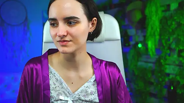 Snapshot of KateWillows chatting on March 17, 2026, 4:50 am KateWillows online show from March 17, 2026, 4:50 am