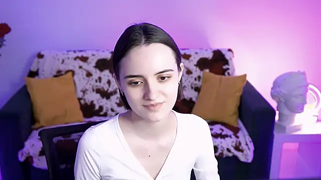 Snapshot of KateWillows chatting on March 22, 2026, 4:27 am KateWillows online show from March 22, 2026, 4:27 am