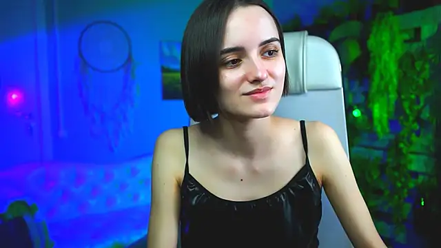 Snapshot of KateWillows chatting on March 23, 2026, 8:40 am KateWillows online show from March 23, 2026, 8:40 am