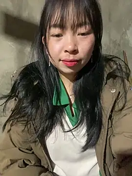 alissa-ww online show from March 15, 2026, 5:13 am