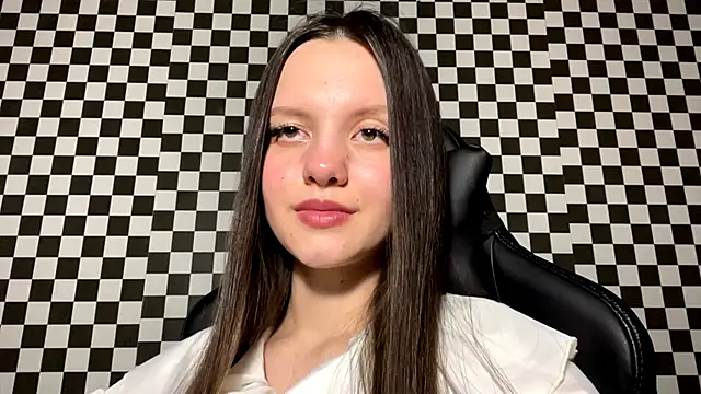 ConchitaMaestas online show from December 22, 2025, 4:48 pm